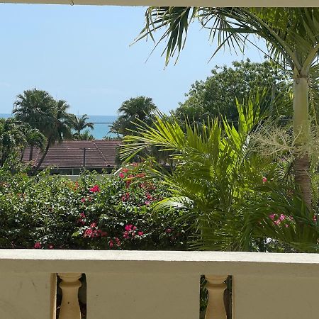 Petals Lovely Beach Villa St. John's Екстериор снимка