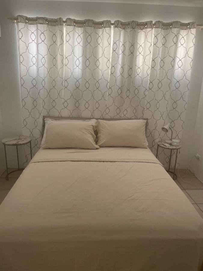 Petals Lovely Beach Villa St. John's Екстериор снимка