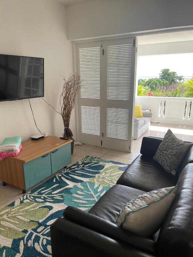 Petals Lovely Beach Villa St. John's Екстериор снимка